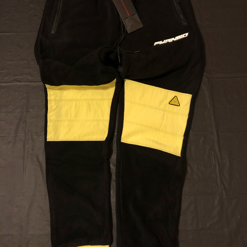 Pants - Picture 3 of 4